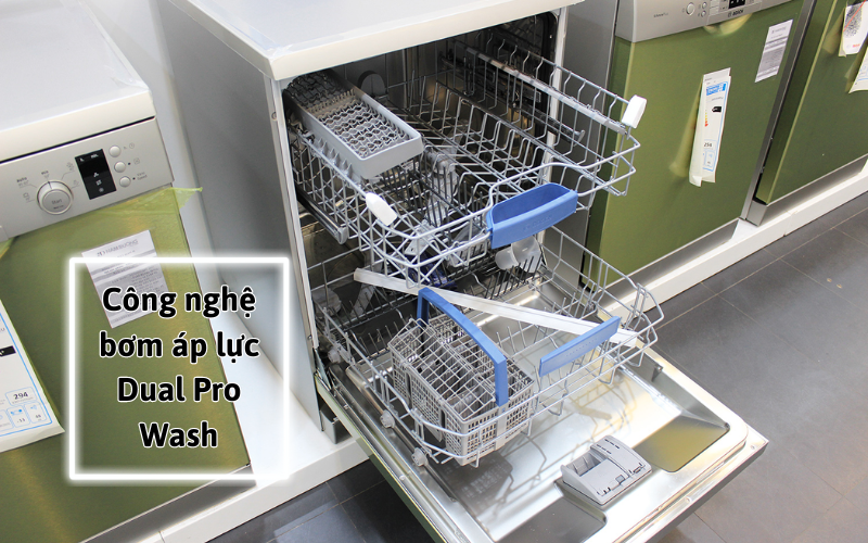 C&ocirc;ng nghệ bơm &aacute;p lực Dual Pro Wash