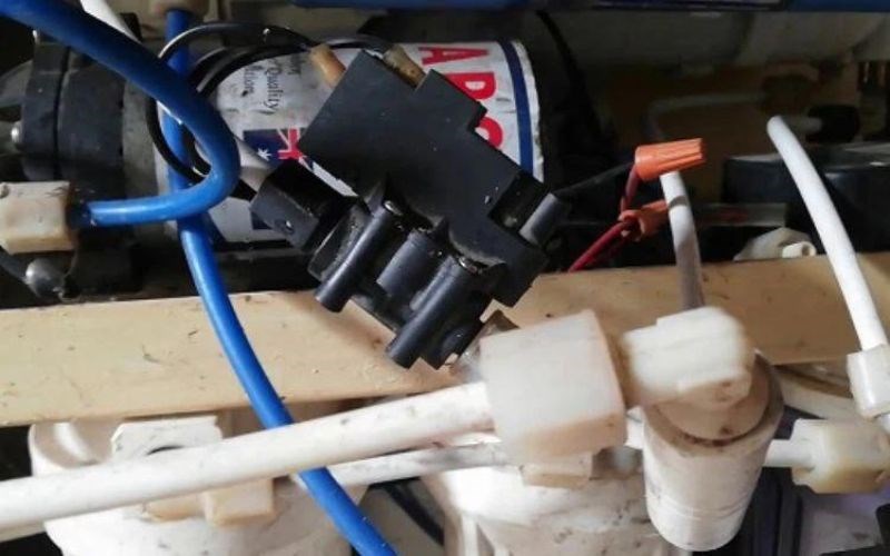 Nguy&ecirc;n nh&acirc;n van &aacute;p cao m&aacute;y lọc nước bị hỏng