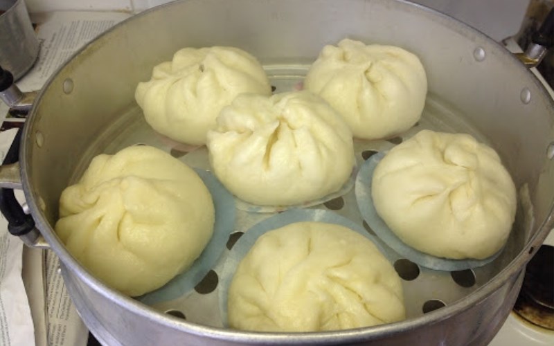 Do hấp b&aacute;nh ở nhiệt độ qu&aacute; cao