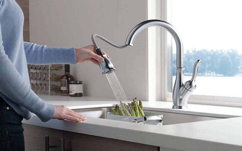 Nhược điểm v&ograve;i rửa b&aacute;t cần r&uacute;t