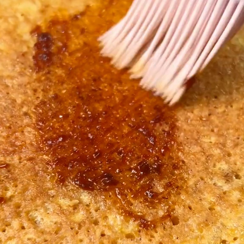 Bước 2 Làm pizza Pizza mì gói (Công thức được chia sẻ từ TikTok Vào bếp cùng Điện máy XANH)