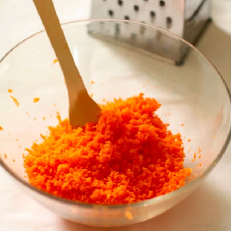 Bước 1 Sơ chế nguyên liệu Bánh cà rốt nướng bằng nồi chiên không dầu