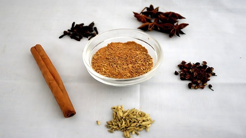 Khử m&ugrave;i thịt cừu bằng ngũ vị hương