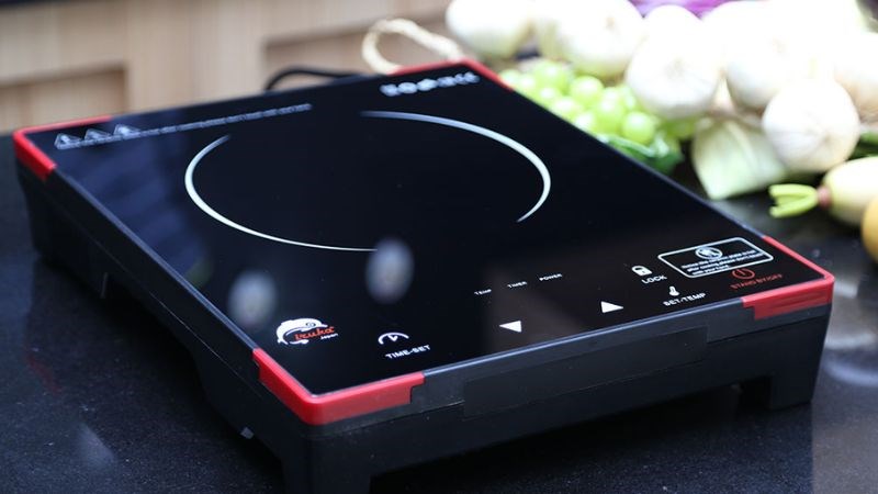 Gi&aacute; th&agrave;nh