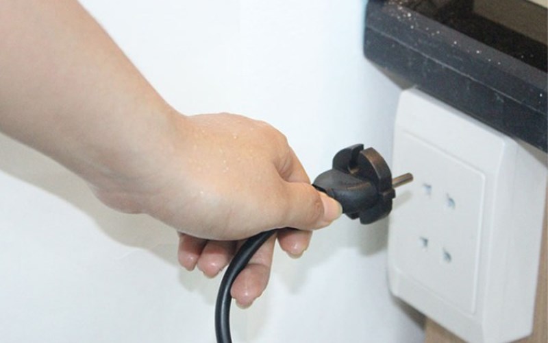 Nguồn điện áp không ổn định