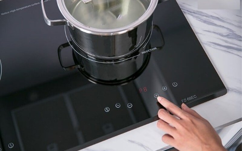 Nhận biết bếp từ bị chập chờn