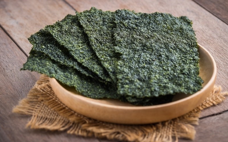 Tại sao bạn n&ecirc;n l&agrave;m rong biển sấy bằng nồi chi&ecirc;n kh&ocirc;ng dầu?