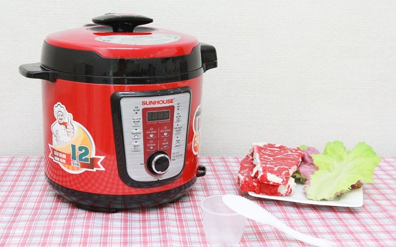 Nồi &aacute;p suất Sunhouse b&aacute;o lỗi E4