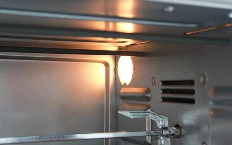 B&oacute;ng đ&egrave;n bị ch&aacute;y sau thời gian sử dụng