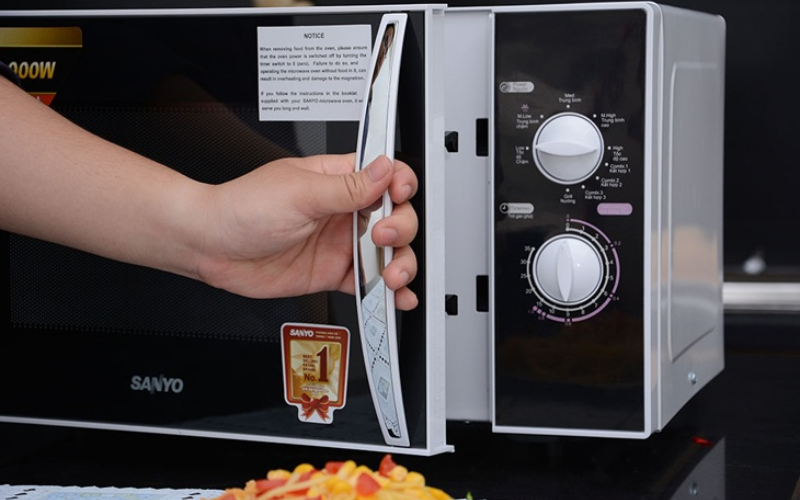 Do kh&oacute;a cửa tự động bị hỏng