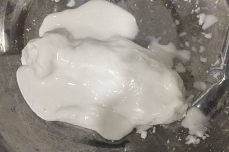 V&igrave; sao nh&agrave;o bột năng lại bị chảy?