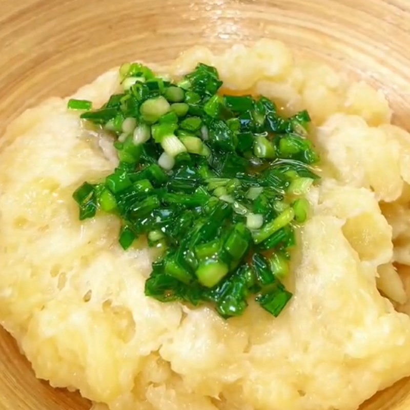 Bước 2 Chế biến Khoai mì mỡ hành (Công thức được chia sẻ từ Tiktok vào bếp cùng Điện máy XANH)