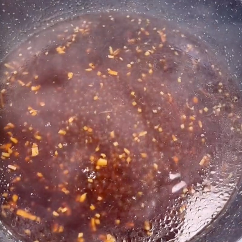 Bước 2 Chiên sơ cà tím và làm sốt kho Cà tím kho tộ chay (Công thức được chia sẻ bởi Tiktok Bếp chay XANH)