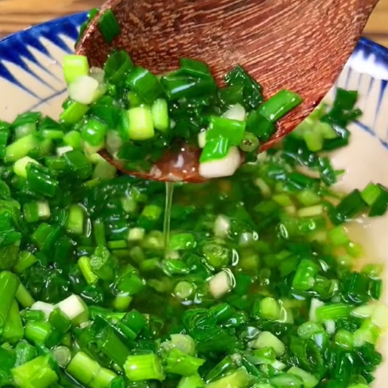 Bước 1 Chuẩn bị nguyên liệu Khoai mì mỡ hành (Công thức được chia sẻ từ Tiktok vào bếp cùng Điện máy XANH)