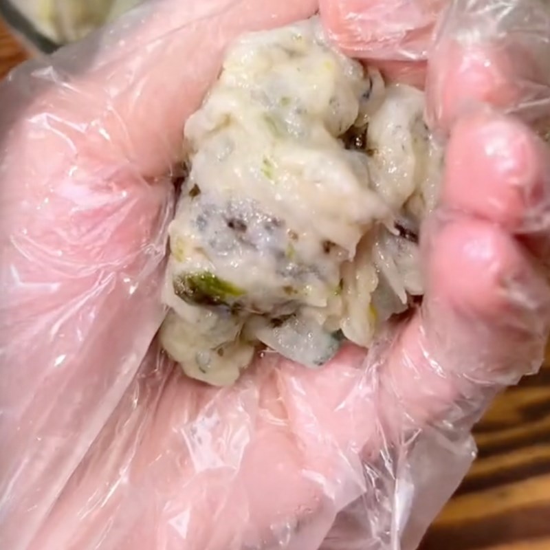 Step 3 Steam the cake Crispy potato shrimp cake (Recipe shared by Tiktok Let's Cook with TasteVN)