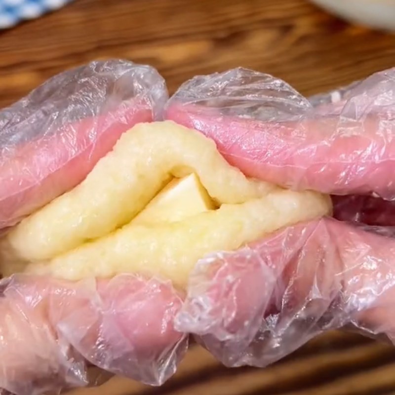 Bước 3 Làm bánh khoai mì Bánh khoai mì phô mai (Công thức được chia sẻ từ Tiktok Vào bếp cùng Điện máy XANH)