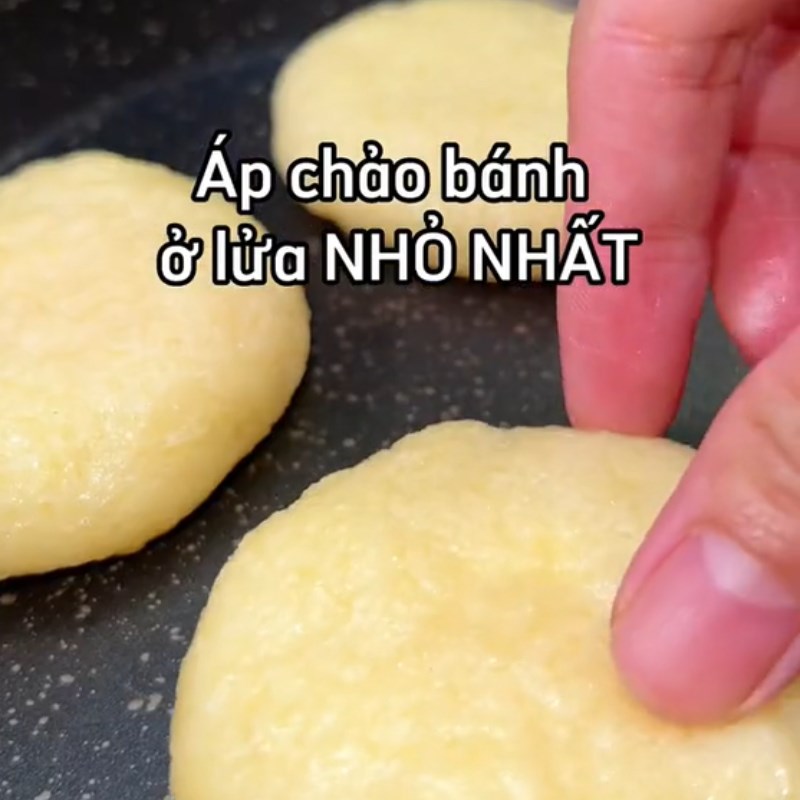 Bước 3 Làm bánh khoai mì Bánh khoai mì phô mai (Công thức được chia sẻ từ Tiktok Vào bếp cùng Điện máy XANH)