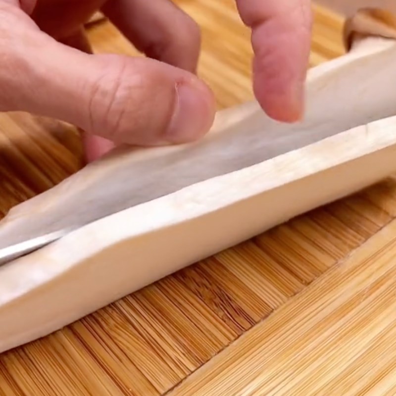 Bước 1 Sơ chế nguyên liệu Tàu hũ ky kho gừng