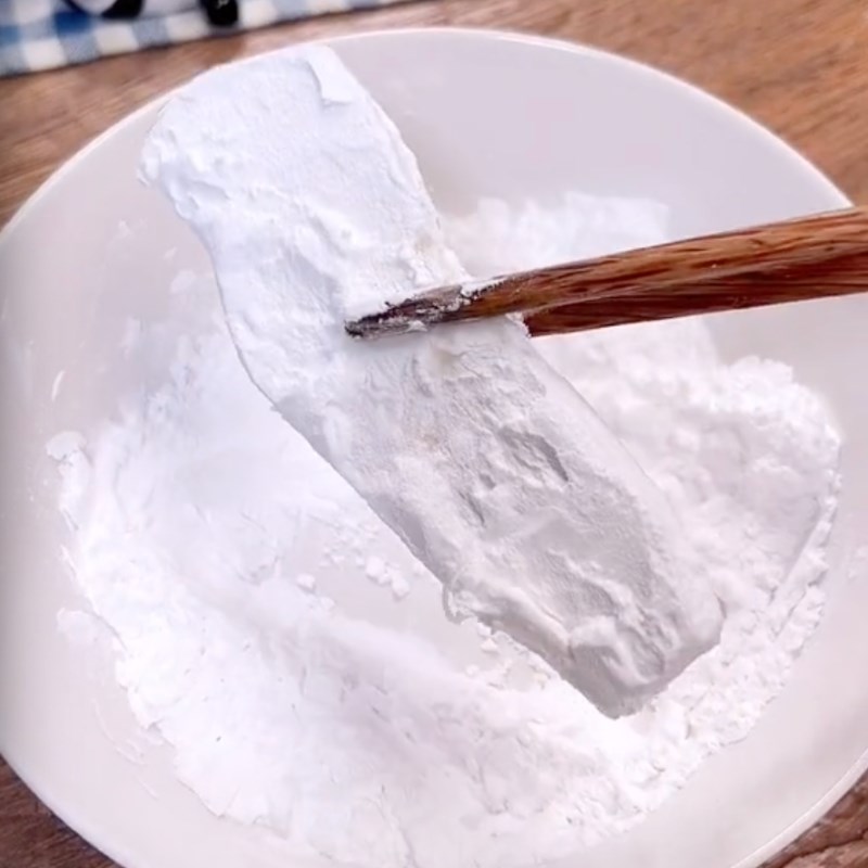 Bước 2 Tàu hũ ky cuộn nấm Tàu hũ ky kho gừng