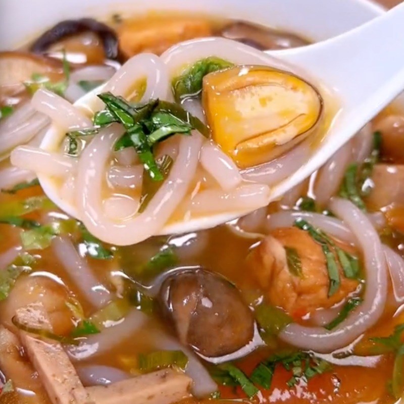 Bước 5 Thành phẩm Bánh canh nấm chay (Công thức được chia sẻ bởi Tiktok Bếp chay XANH)