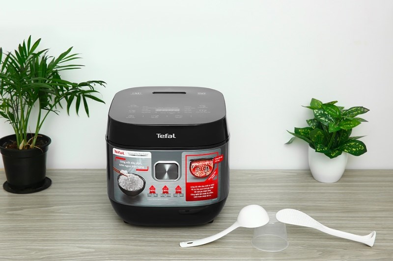 Nồi cơm điện tử Tefal 1.8 l&iacute;t Delirice Plus RK776B68