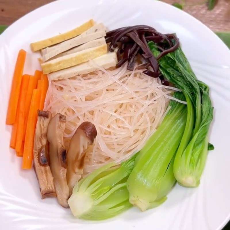 Bước 4 Hấp miến Miến trộn nấm đông cô chay