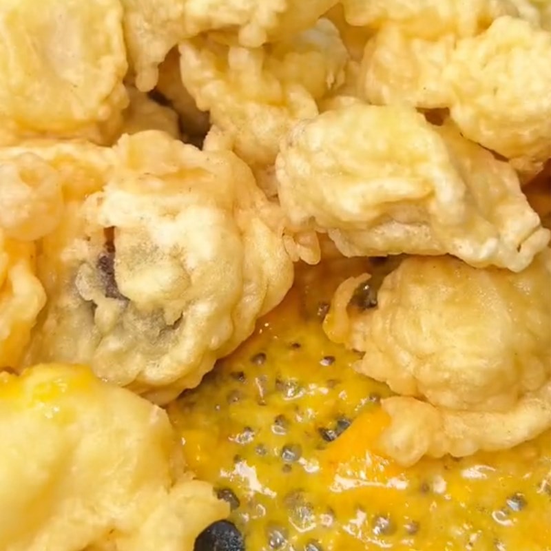 Bước 3 Làm sốt Nấm chiên giòn sốt trứng muối (Công thức được chia sẻ từ Tiktok Vào bếp cùng Điện máy XANH)