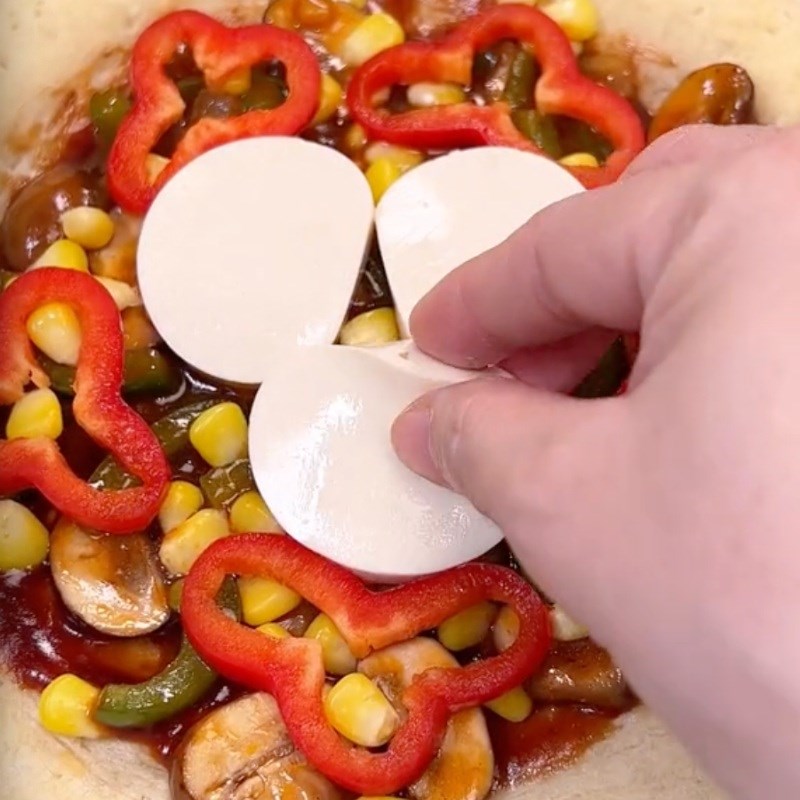Bước 5 Trang trí và nướng bánh Bánh pizza nấm mỡ chay