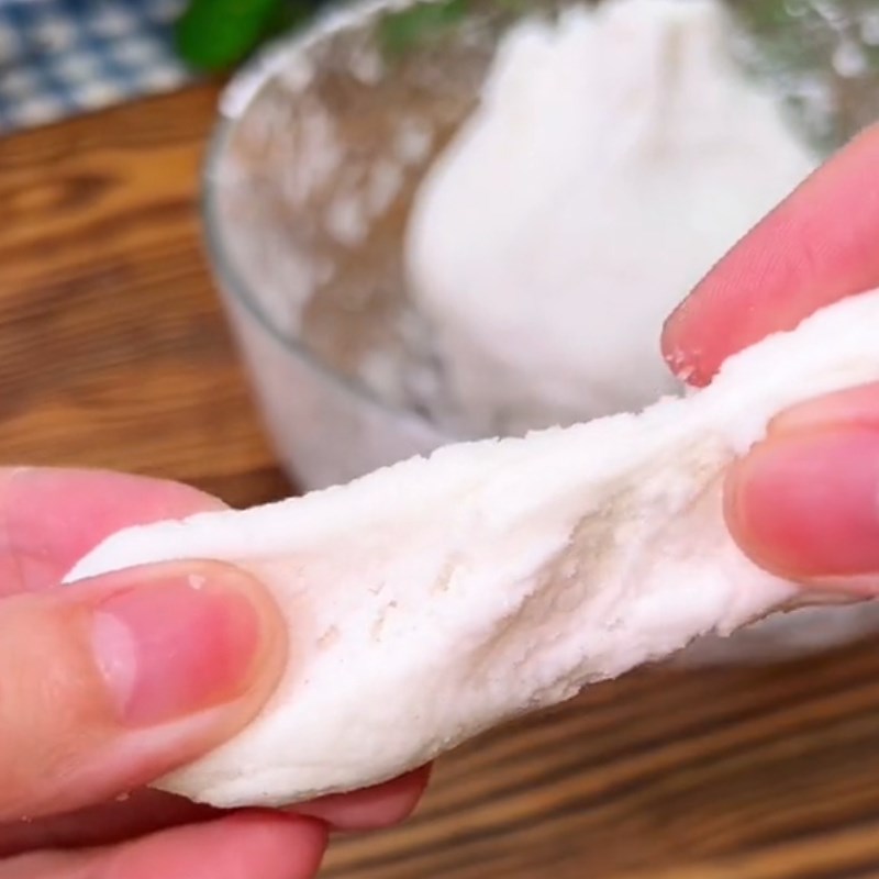 Bước 2 Trộn bột Bánh nếp khoai môn (Công thức được chia sẻ từ Tiktok Vào bếp cùng Điện máy XANH)