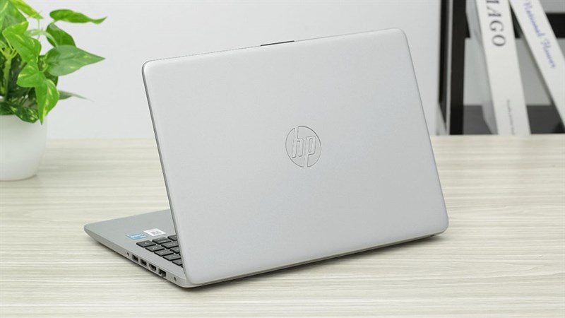 HP 240 G9 i5 (6L1Y2PA)