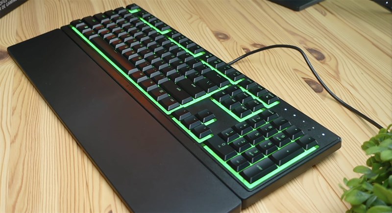 Ưu điểm của Razer Ornata V3 X chính là thiết kế đèn LED cực kỳ đẹp Ưu điểm của Razer Ornata V3 X chính là thiết kế đèn LED cực kỳ đẹp