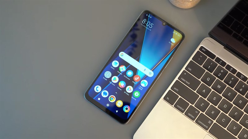 POCO C75 có thể sẽ sử dụng kiểu dáng màn hình đục lỗ phổ biến hiện nay