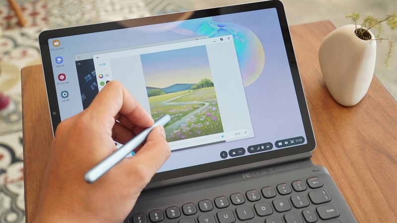 Đi học - đi làm mang theo máy tính bảng màn hình dưới 10 inch thật là tiện lợi Đi học - đi làm mang theo máy tính bảng màn hình dưới 10 inch thật là tiện lợi