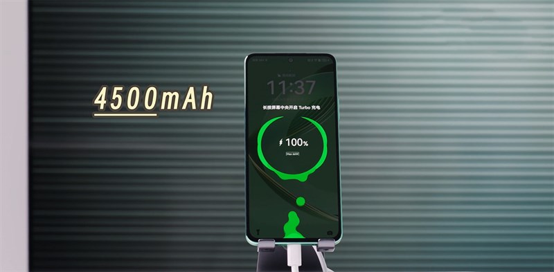 Huawei Nova 11 SE còn được trang bị viên pin 4.500 mAh và sạc nhanh 66 W