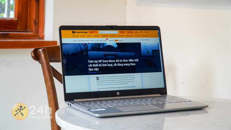 HP 15s fq5229TU đáp ứng tốt các tác vụ làm việc và giải trí hàng ngày của mình.