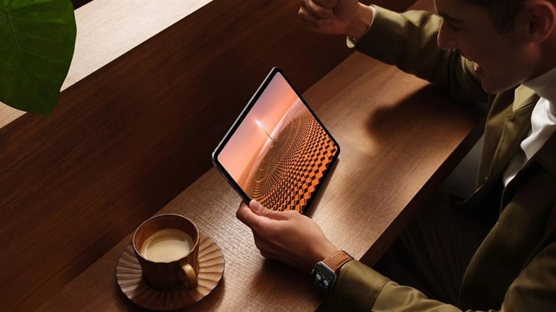 Màn hình lớn của OPPO Pad 2, kết hợp với những công nghệ hình ảnh tạo nên chất lượng hiển thị tuyệt vời