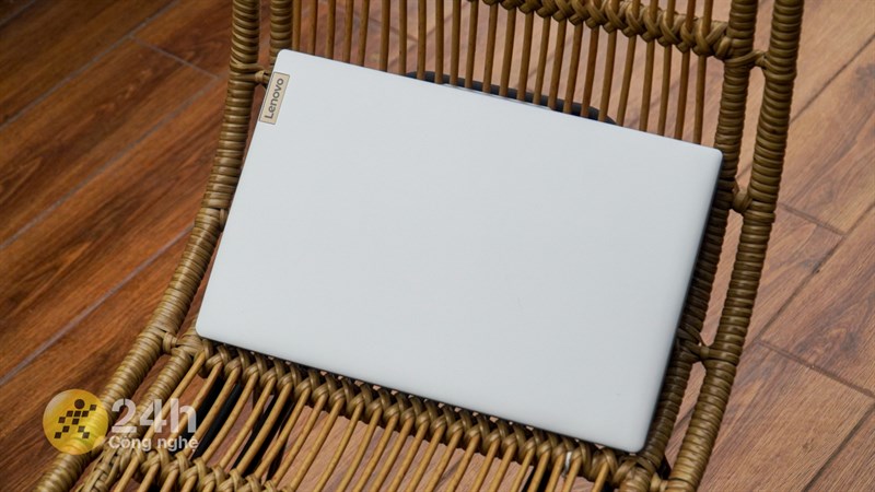 Lenovo Ideapad Slim 3 15IAH8 là sản phẩm tốt dành cho dân văn phòng, học sinh, sinh viên. Lenovo Ideapad Slim 3 15IAH8 là sản phẩm tốt dành cho dân văn phòng, học sinh, sinh viên.