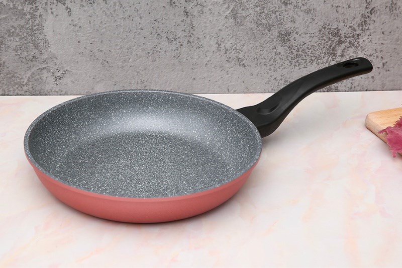 Chảo nh&ocirc;m chống d&iacute;nh v&acirc;n đ&aacute; đ&aacute;y từ 26 cm Happycook Aura AFP-26IH