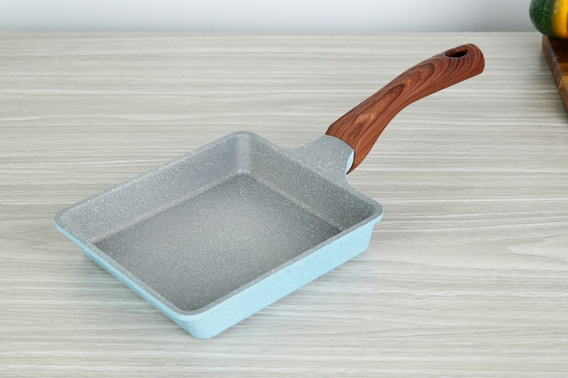 Chảo nh&ocirc;m chống d&iacute;nh v&acirc;n đ&aacute; đ&aacute;y từ 15 cm Green Cook GCP22-1518IH
