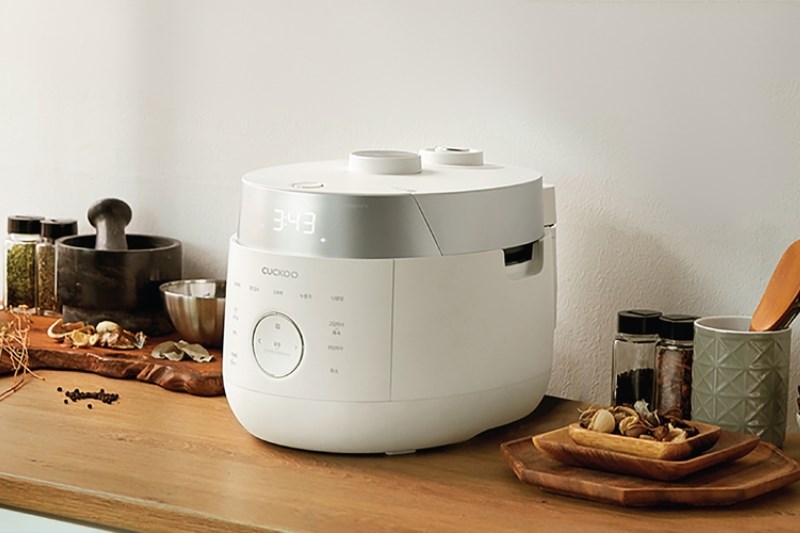 Nồi cơm &aacute;p suất cao tần Cuckoo 1.08 l&iacute;t CRP-LHTR0609F/WHSIVNCV