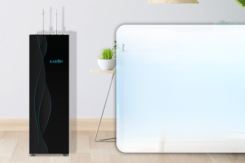 M&aacute;y lọc nước RO n&oacute;ng nguội lạnh Karofi KAD-X68 11 l&otilde;i