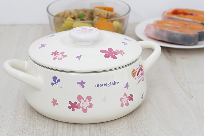 Nồi th&eacute;p Nippon tr&aacute;ng men 20 cm Fujihoro MCPV-20W