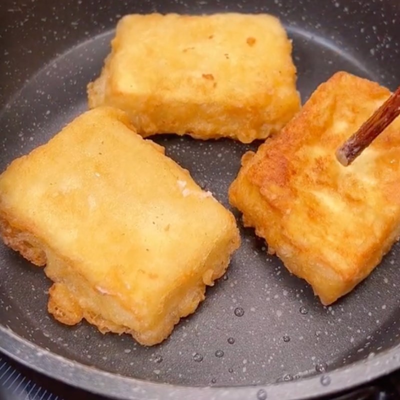 Bước 5 Kho đậu hũ với nước tương Đậu hũ kho nước tương (Công thức được chia sẻ bởi Tiktok Bếp chay XANH)