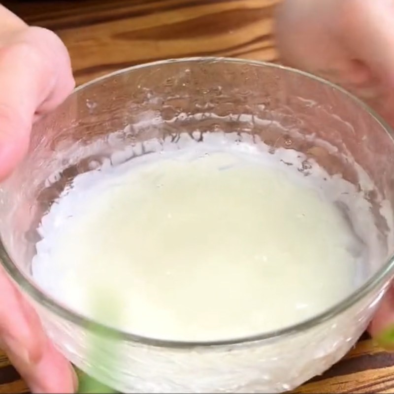 Bước 1 Làm mochi Bánh mochi donut (Công thức được chia sẻ từ Tiktok vào bếp cùng Điện máy XANH)