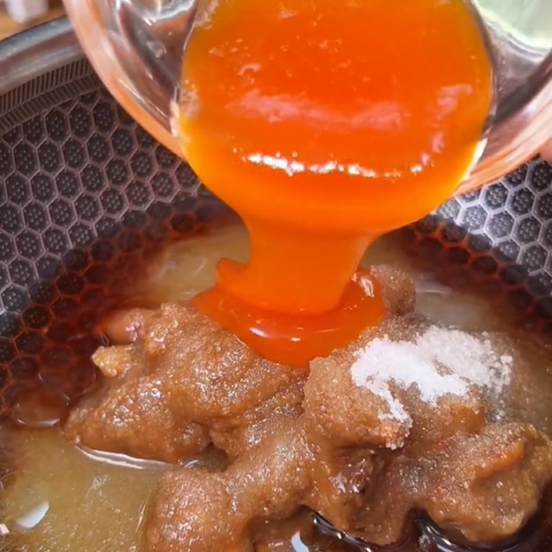 Bước 4 Làm nước sốt me Trứng cút chiên giòn chấm me (Công thức được chia sẻ từ Tiktok Vào bếp cùng Điện máy XANH)