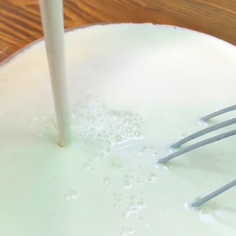 Bước 1 Làm sữa chua Sữa chua cốm xanh (Công thức được chia sẻ từ Tiktok Vào bếp cùng Điện máy XANH)