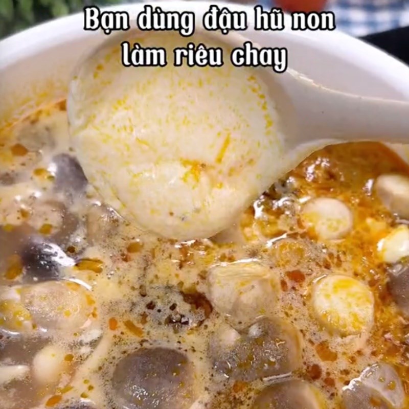 Bước 4 Nấu canh bún Canh bún chay riêu đậu hũ non