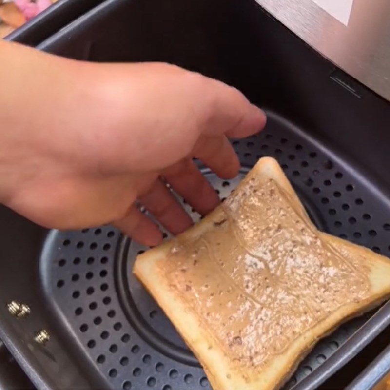 Bước 3 Nướng bánh Bánh mì milo (Công thức được chia sẻ từ Tiktok vào bếp cùng Điện máy XANH)