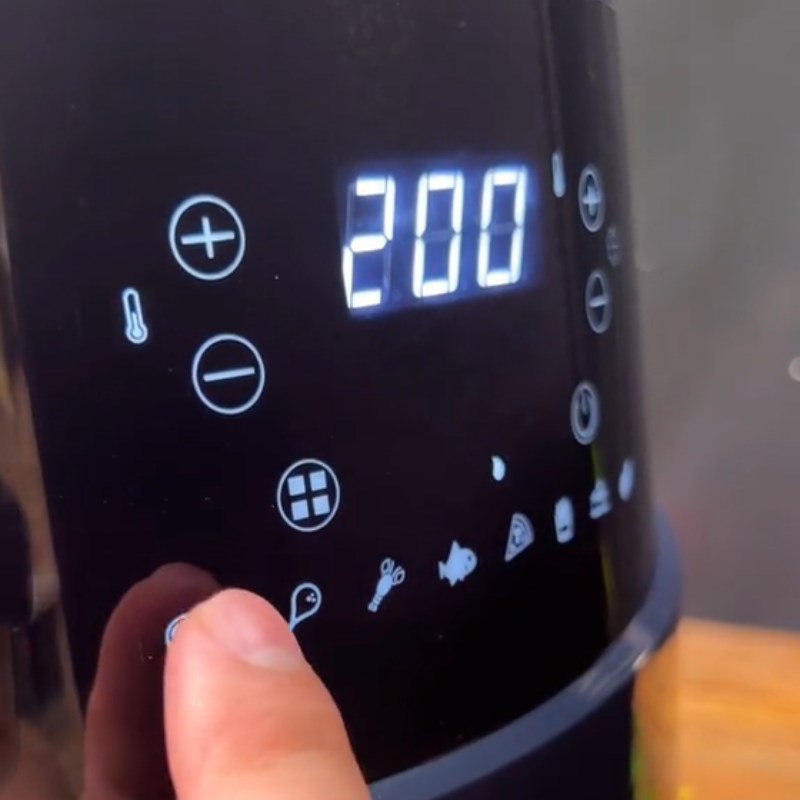 Bước 3 Nướng sườn Sườn nướng cam (Công thức được chia sẻ từ Tiktok Vào bếp cùng Điện máy XANH)