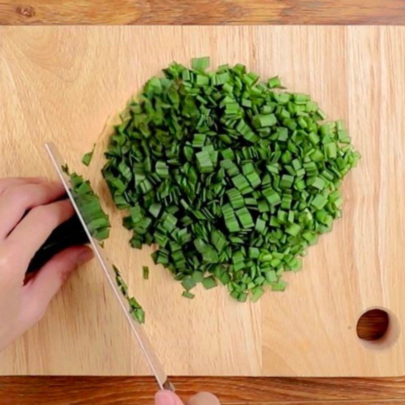 Bước 1 Sơ chế nguyên liệu Hoành thánh hấp chay xốt cay